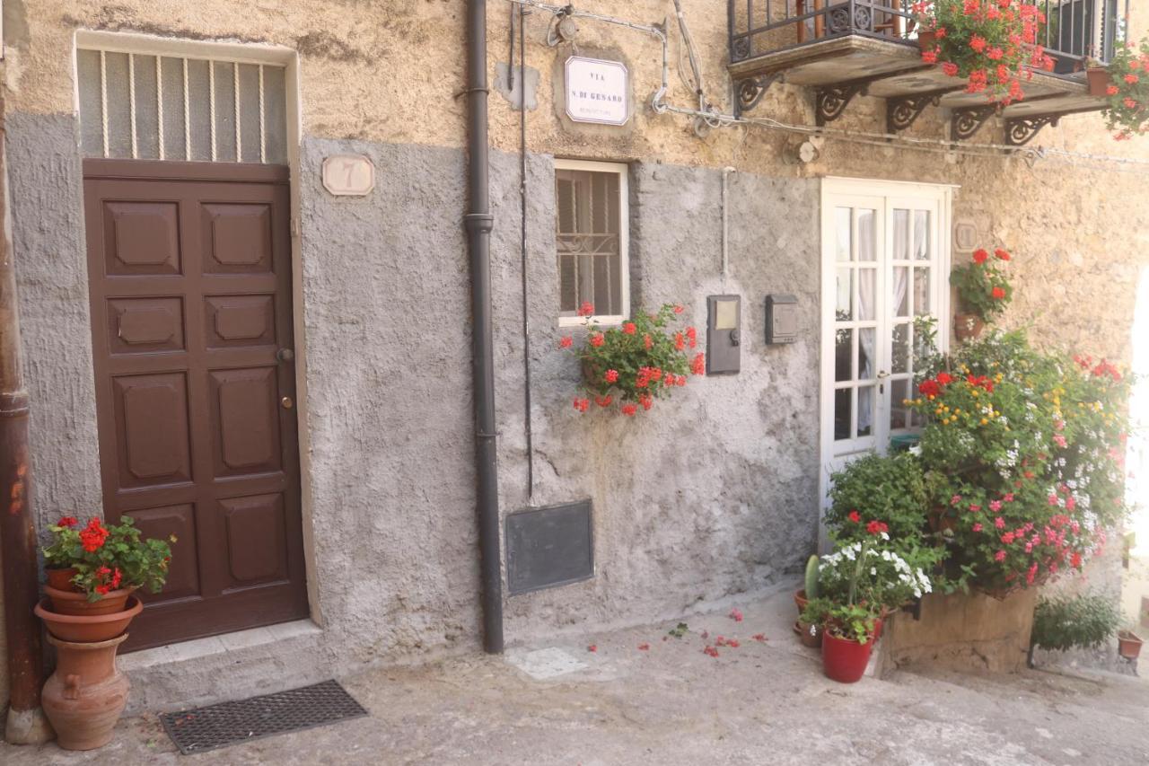 Marianna Hotel Isnello Exterior foto