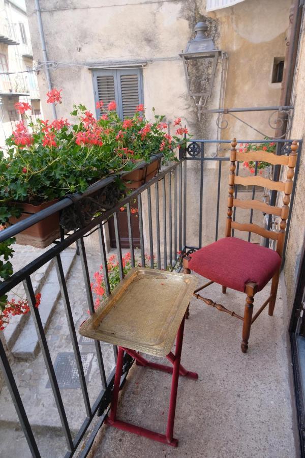 Marianna Hotel Isnello Exterior foto